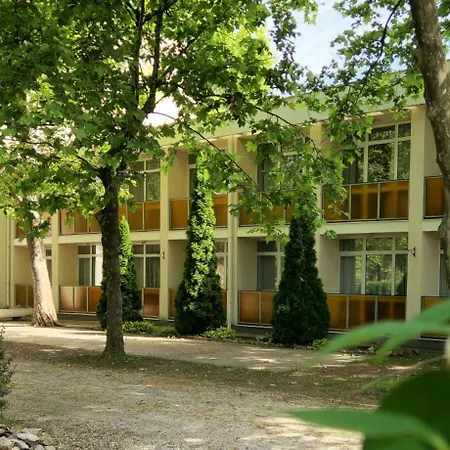 Psz Foeldvar ホテル Balatonföldvár