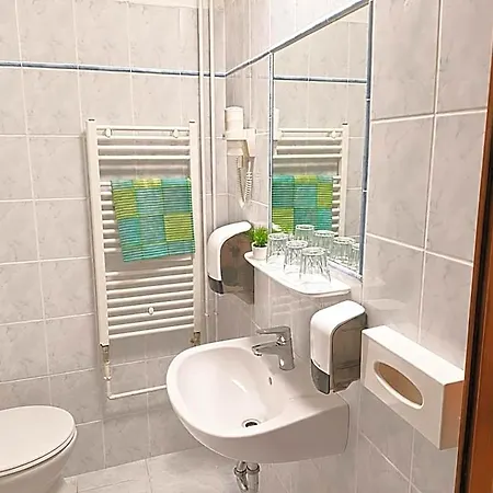 Psz Foeldvar Hotel Balatonföldvár